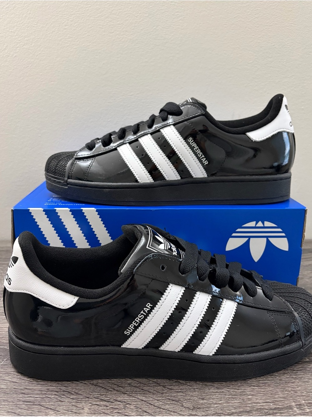 Men's Size 11 Adidas Superstar II Shoes Patent Leather Black Shoes JR7313